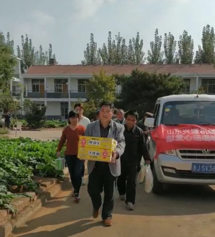山東興源機(jī)械有限公司|起重機(jī)|行車|山東興源機(jī)械|單梁起重機(jī)|電動葫蘆|起重配件|www.34518.cn|xyqzj|xyqzj.com|興源起重機(jī)|興源|起重機(jī)行車|起重設(shè)備|起重機(jī)械